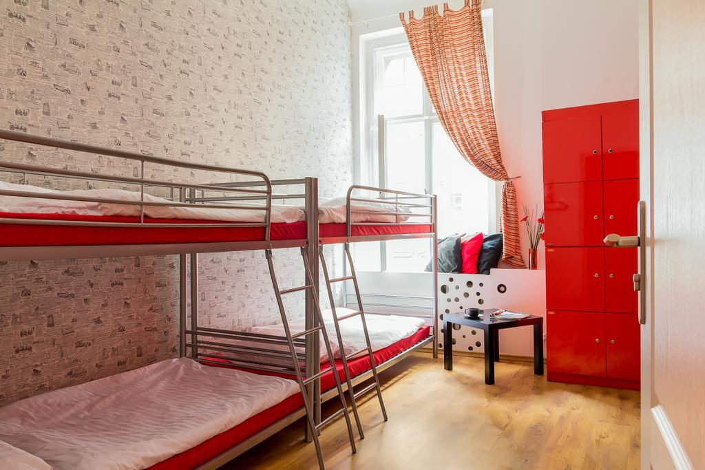 Retro Hostel Posen Zimmer foto