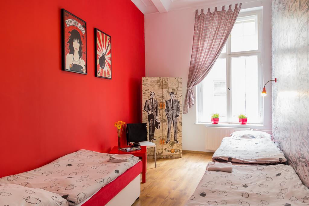 Retro Hostel Posen Zimmer foto